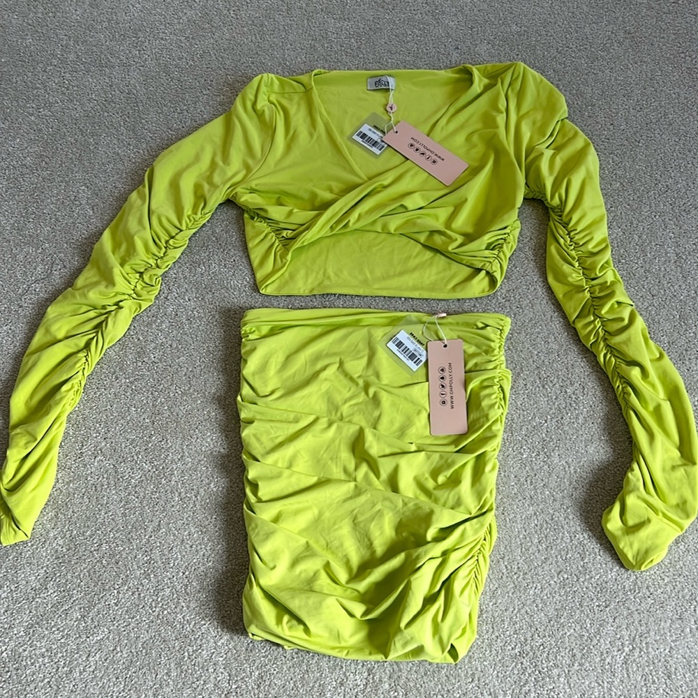 Neon green 2 piece oh Polly set